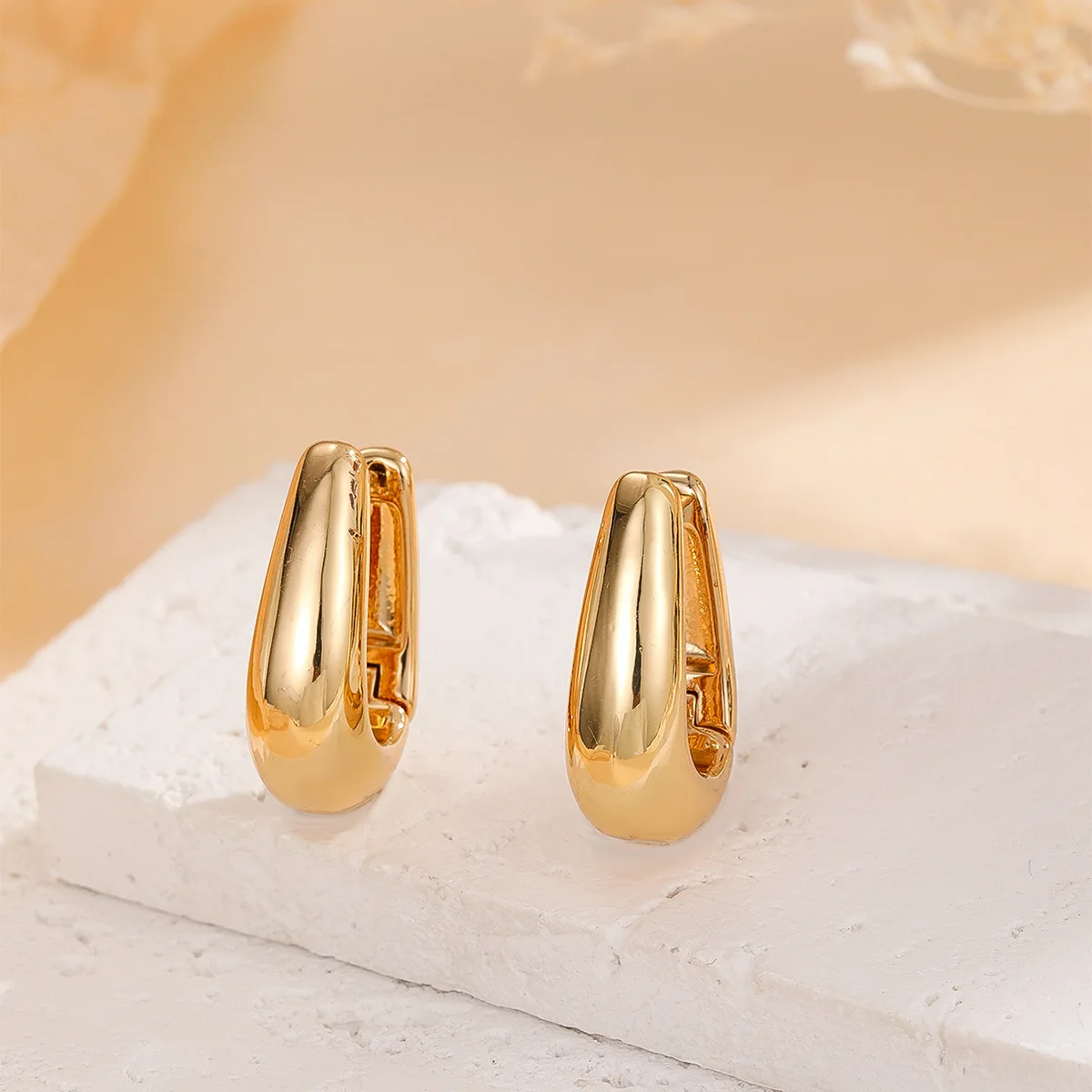 Изысканные женские серьги-кольца золотого цвета, нишевый дизайн, высококачественные серьги-гвоздики, свадебные украшения