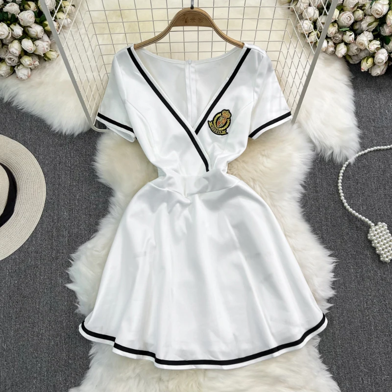 Летнее мини-платье с вышивкой в элегантном стиле 2023, женское модное платье трапециевидной формы с глубоким V-образным вырезом и бантом контрастного цвета, элегантные платья