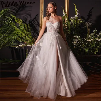Paloda Современное свадебное платье на одно плечо для невесты с разрезом, блестящий тюль, аппликации на молнии в виде сердца, придворный шлейф, без рукавов Трапециевидной формы  1