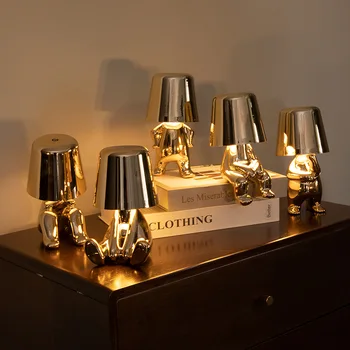 Usb Перезаряжаемая настольная лампа Прикроватное украшение Little Gold Man Спальня Сенсорная Атмосферная лампа  3