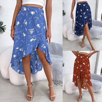 Женская асимметричная юбка средней длины с цветочным рисунком и оборками  3