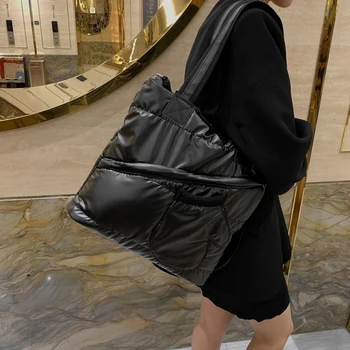 Женская сумка через плечо из фугу, большая вместительная сумка с верхней ручкой, однотонная легкая искусственная кожа для женщин, совершающих покупки на открытом воздухе  10