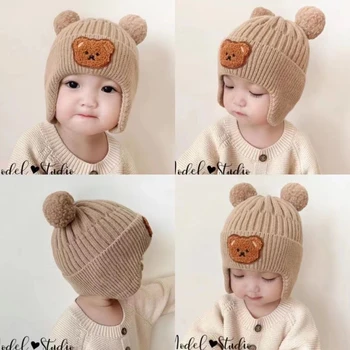 Осенне-зимняя новая теплая вязаная шапка Защитная шапка с милым мишкой Детская шерстяная шапка  5